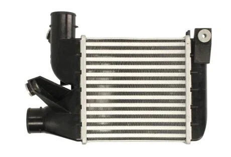 Интеркулер THERMOTEC DAB021TT
