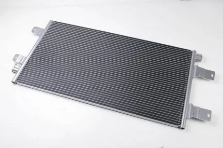 Радіатор кондиціонера THERMOTEC KTT110413