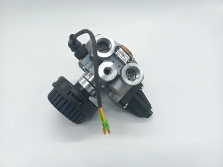 Кран влагоотделителя Клапан вологоосушувач Wabco 4324101120 4324101100 TRUCKLINE WA.02.008