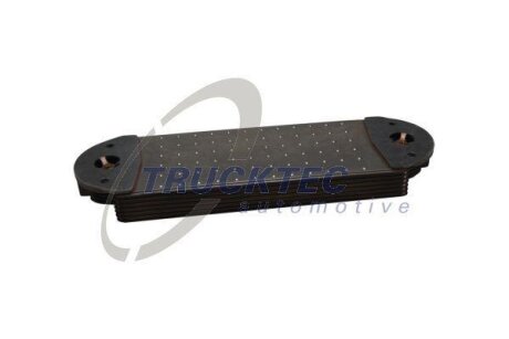 Радиатор масляный TRUCKTEC 03.18.011