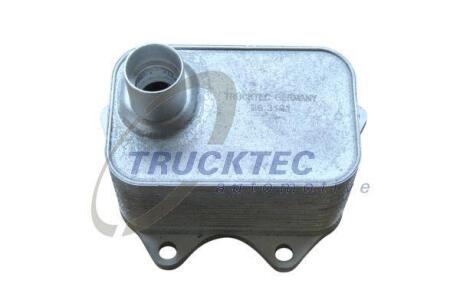 Радиатор масляный TRUCKTEC 07.18.030