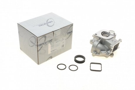 Помпа води BMW 1 (E81/E87)/3 (E46/E90)/5 (E60)/X1 (E84)/X3 (E83)/Z4 (E85) 1.6/1.8/2.0 00-15 TRUCKTEC 08.19.061