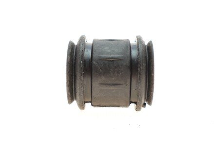 Сайлентблок важеля (заднього) Dacia Duster 10- Ucel 10799