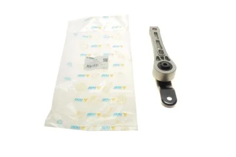 Подушка двигуна (задня) VW Passat 05-14 Ucel 61134