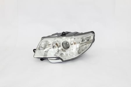 Фара основная VAG 3T1 941 017 A