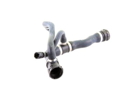 Патрубок системы охлаждения VAICO V20-1745