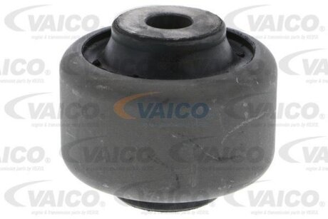 Сайлентблок рычага подвески VAICO V303131