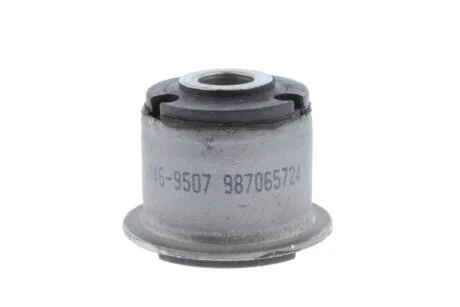 Сайлентблок рычага подвески VAICO V46-9507