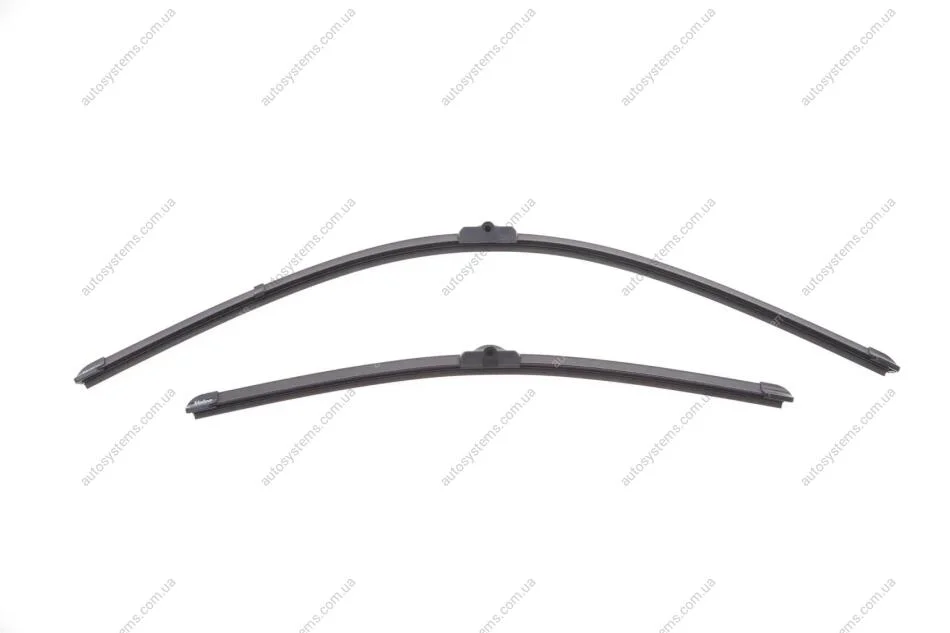 Комплект щеток стеклоочистителя бескаркасных Silencio Flat 650/450 Valeo 574709 (фото 1)