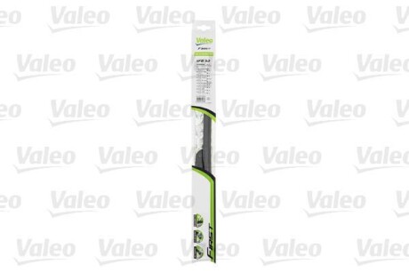 Щетка стеклоочистителя бескаркасная First Flat Multiconnection 530 мм (21\'\') Valeo 575786