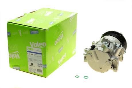 Компресор кондиціонера Toyota Camry 2.4 06-11 Valeo 811105