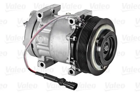 Компрессор кондиционера Valeo 813027