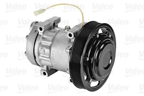 Компрессор кондиционера Valeo 813046