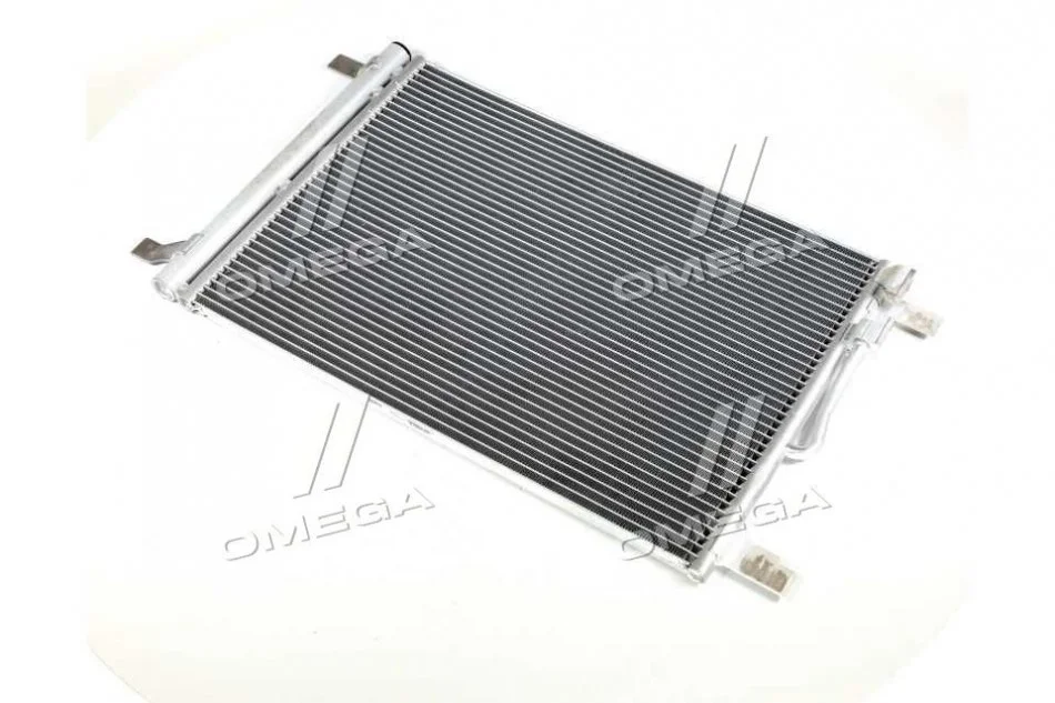 Радіатор кондиціонера Audi A3/Q2/Skoda Octavia III/Superb III/VW Arteon/Golf Alltrack 1.0-2.0D 12- Valeo 814301 (фото 1)