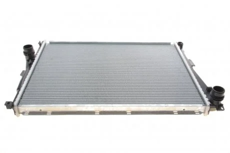Радіатор охолодження BMW 3 (E46) 00-05 M43/N46/M47/M52/M54 (+ отв.масл.радіатор) Van Wezel 06002205