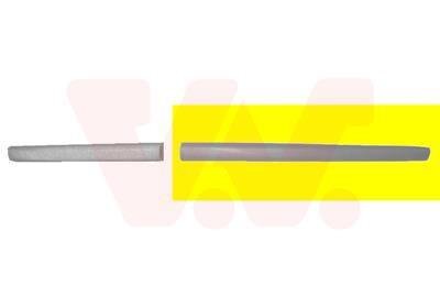 Накладка двери передней правой Van Wezel 5827424