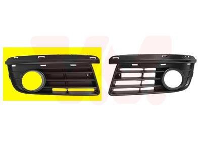 Решетка бампера переднего (заглушка) правая Van Wezel 5886594