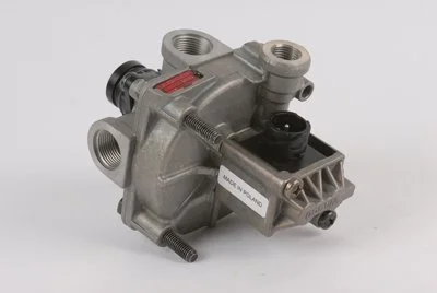 Прискорювальний клапан Wabco 472 195 031 7