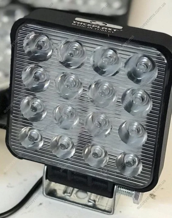 81251036060 Фара робоча ліхтар прожектор 107x107 LED на 16 діодів (алюмінієвий корпус / 24V) 81251036068 YÜCEPLAST YP-169 (фото 1)